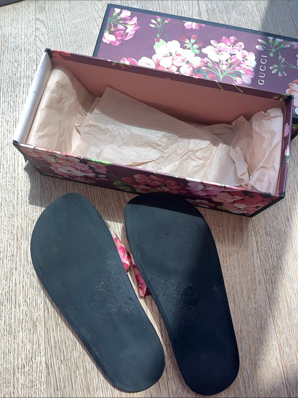 Gucci GG Supreme Blooms Floral Slide Sandals Black Size 39 - Picture 3 of 7